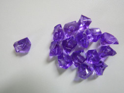 Kristalle, violett